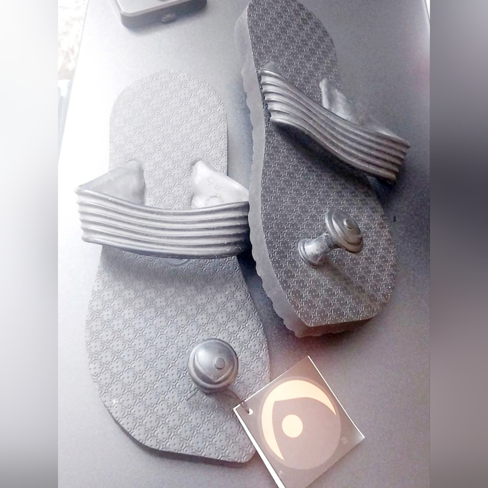 Swamisz natural rubber sandals